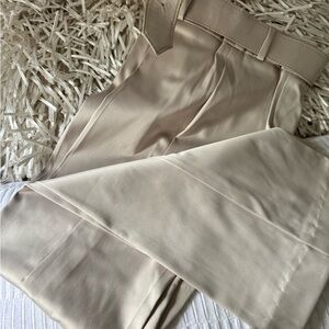 Dressi pant , zattin beautiful 😍 brand Cache Luxe